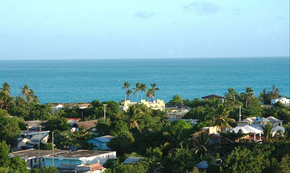 Hotel El Viejo Pirata Boca de Yuma Bagian luar foto