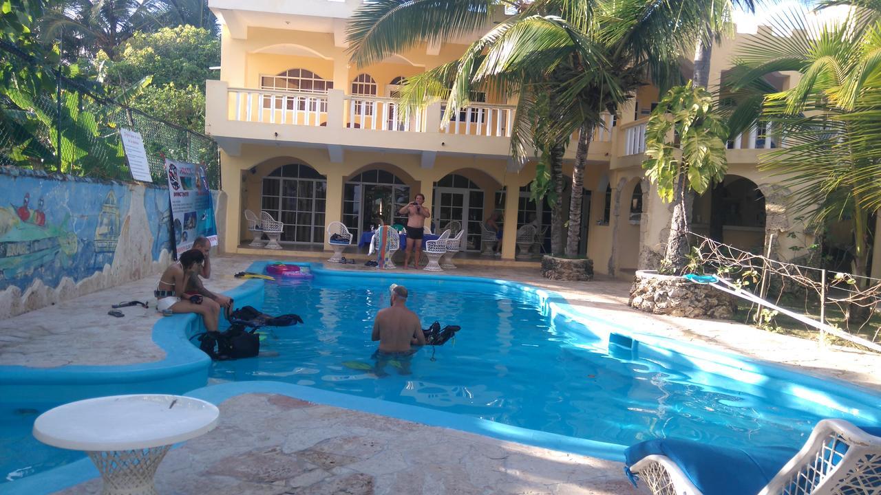 Hotel El Viejo Pirata Boca de Yuma Bagian luar foto